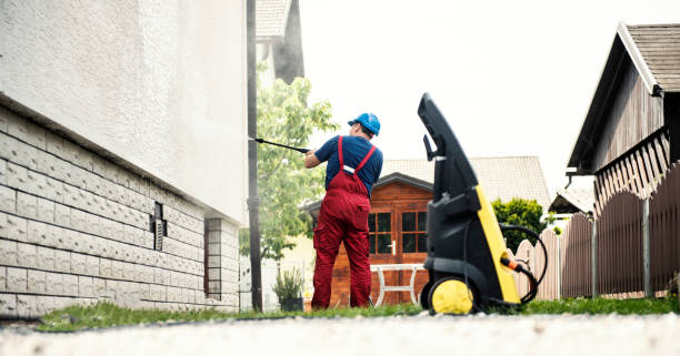 Best Concrete Pressure Washing  in Saranac, MI